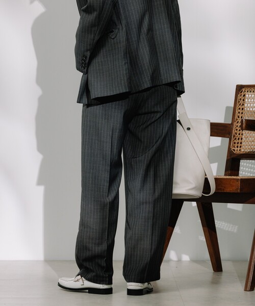 FREAK'S STORE（フリークスストア）の「接触冷感/UV リネンタッチ タック イージーパンツ/リネンタッチ センタープレスパンツ<セットアップ対応＞（スラックス・レディース・オフホワイト/グレー/ブラック/ベージュ/その他・MEDIUM/SMALL）」の10枚目の写真