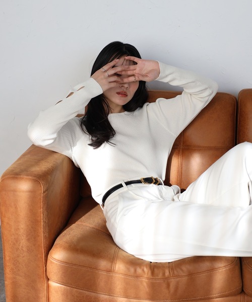 ENC（エンク）の「holed sleeve boat neck knit / ホールドスリーブボートネックニット（ニット/セーター・レディース・アイボリー/ブラック/ブラウン系その他/グレー・FREE）」の9枚目の写真