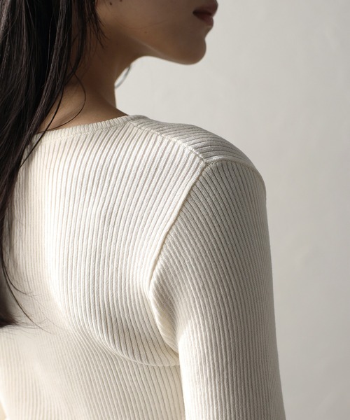 ENC（エンク）の「holed sleeve boat neck knit / ホールドスリーブボートネックニット（ニット/セーター・レディース・アイボリー/ブラック/ブラウン系その他/グレー・FREE）」の16枚目の写真