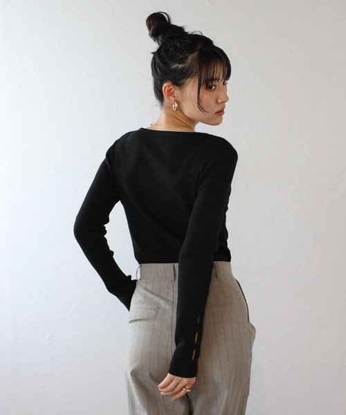 ENC（エンク）の「holed sleeve boat neck knit / ホールドスリーブボートネックニット（ニット/セーター・レディース・アイボリー/ブラック/ブラウン系その他/グレー・FREE）」の21枚目の写真