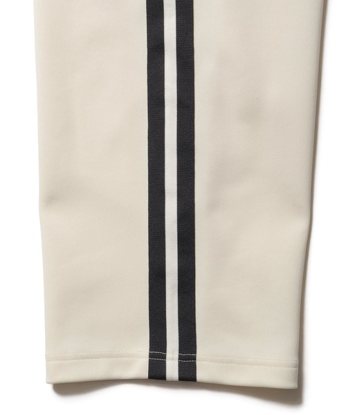 F.C.Real Bristol(エフシーレアルブリストル)の「TRAINING TRACK PANTS(その他パンツ・メンズ・ブラック/ネイビー/オフホワイト・X-LARGE/LARGE/MEDIUM/SMALL/XX-LARGE)」の19枚目の写真