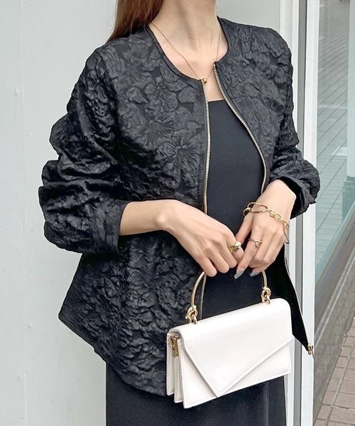 Futier land（フューティアランド）の「【オケージョン対応】ジャガードフラワーペプラムジャケット（ノーカラージャケット・レディース・ブラック/ベージュ・MEDIUM/LARGE）」の2枚目の写真