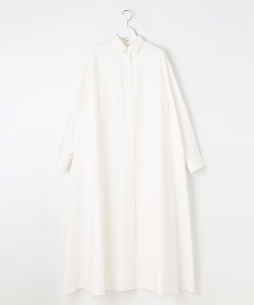 23区 S(ニジュウサンクチイサイサイズ)の「【SLOW/一部店舗限定】タンブラーコットンブロード シャツワンピース(シャツワンピース・レディース・ホワイト系/ダルブルー系/ブルー系・32)」の14枚目の写真