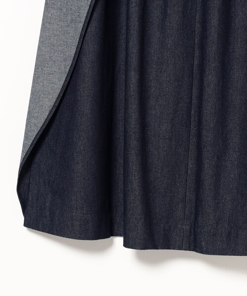 Ray BEAMS(レイビームス)の「RBS / デニム サイドラップ スカート(スカート・レディース・ブラック/ネイビー・1/0)」の13枚目の写真