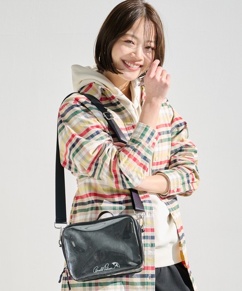 Arnold Palmer(アーノルドパーマー)の「ラミネート × タイベック ショルダーバッグ(ショルダーバッグ・レディース・キャメル/ベージュ/ブラック・F)」の2枚目の写真