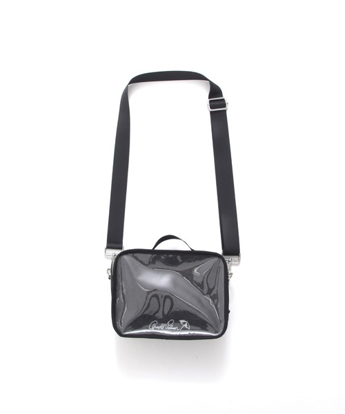 Arnold Palmer(アーノルドパーマー)の「ラミネート × タイベック ショルダーバッグ(ショルダーバッグ・レディース・キャメル/ベージュ/ブラック・F)」の13枚目の写真