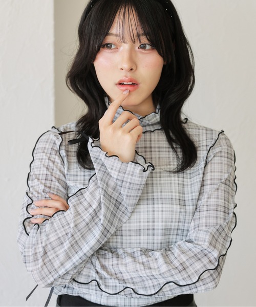 kutir(クティール)の「【新色追加】アソート袖リボンシアーメロートップス(Tシャツ/カットソー・レディース・イエロー/ブルー/アイボリー/ベージュ/ブルー系その他/オレンジ/ナチュラル/その他/ブルー系/グリーン/ブラック/イエロー系その他・FREE)」の3枚目の写真