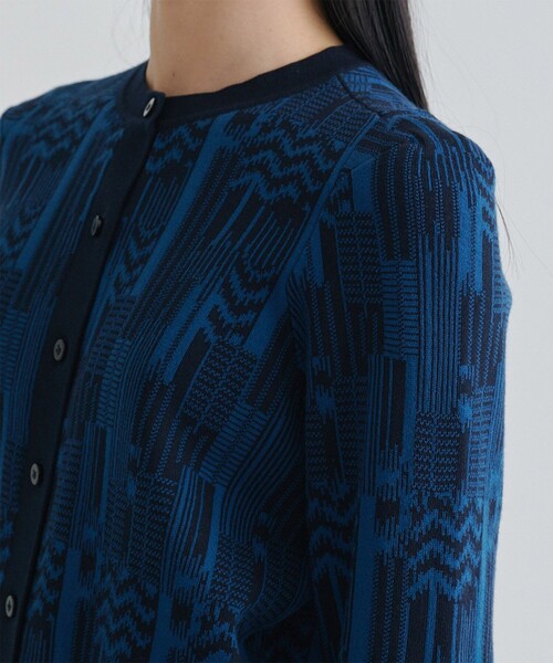 AKANE UTSUNOMIYA（アカネウツノミヤ）の「【AKANE UTSUNOMIYA/アカネウツノミヤ】SAO-FK16-1003(ニットカーディガン)（カーディガン/ボレロ・レディース・ブラック/パープル・FREE）」の21枚目の写真