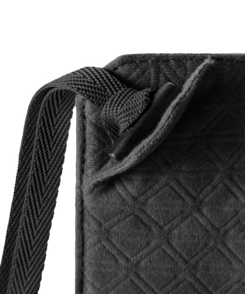 EagleCreek（イーグルクリーク）の「EagleCreek/イーグルクリーク Undercover RFID Neck Wallet/Undercover RFID Neck Wallet（トラベルグッズ・メンズ・グレー/ブラック・FREE）」の14枚目の写真