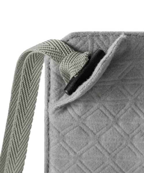 EagleCreek（イーグルクリーク）の「EagleCreek/イーグルクリーク Undercover RFID Neck Wallet/Undercover RFID Neck Wallet（トラベルグッズ・メンズ・グレー/ブラック・FREE）」の10枚目の写真