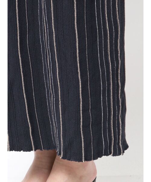 LAGUNAMOON(ラグナムーン)の「カットアウトニットワンピース(ワンピース・レディース・ブラック/ネイビー/ライトグリーン・SMALL/MEDIUM)」の5枚目の写真