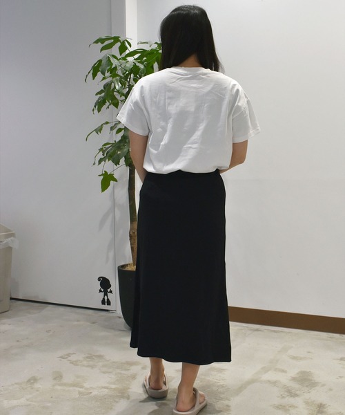 ムラサキスポーツ(ムラサキスポーツ)の「RIKKA FEMME/リッカファム Tシャツ RF25SS09(Tシャツ/カットソー・レディース・ホワイト×ゴールド/ホワイト×シルバー・FREE)」の13枚目の写真