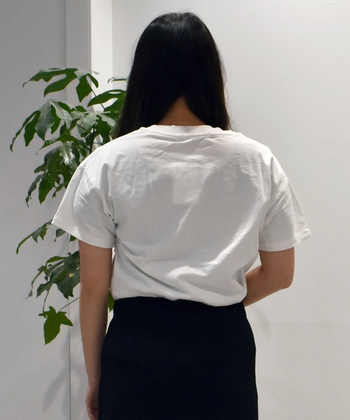 ムラサキスポーツ(ムラサキスポーツ)の「RIKKA FEMME/リッカファム Tシャツ RF25SS09(Tシャツ/カットソー・レディース・ホワイト×ゴールド/ホワイト×シルバー・FREE)」の11枚目の写真