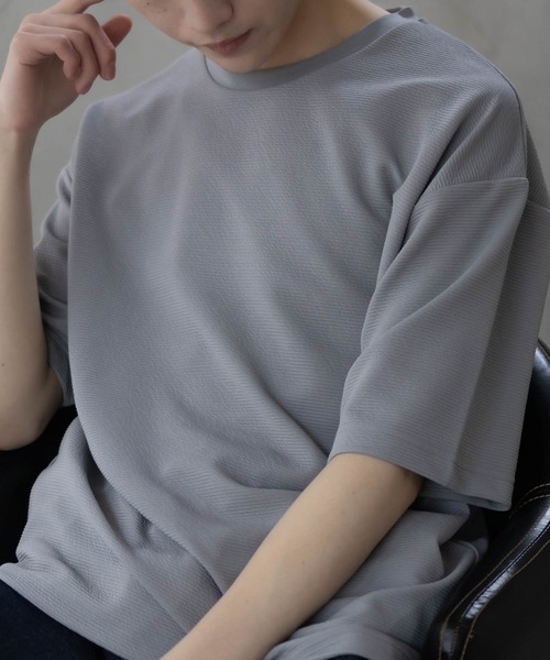 URBAN COLLECTION(アーバンコレクション)の「URBANCOLLECTION AIR Smoosy ドライリップル 無地テーパードTシャツ(Tシャツ/カットソー・メンズ・ブラック/モカ/ホワイト/ライトグレー/グリーン・S/M/L/XL)」の1枚目の写真