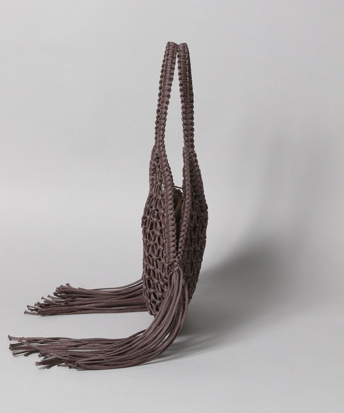 A part by（アパートバイ）の「マクラメフリンジバッグ（ハンドバッグ・レディース・アイボリー/ブラウン・FREE）」の8枚目の写真