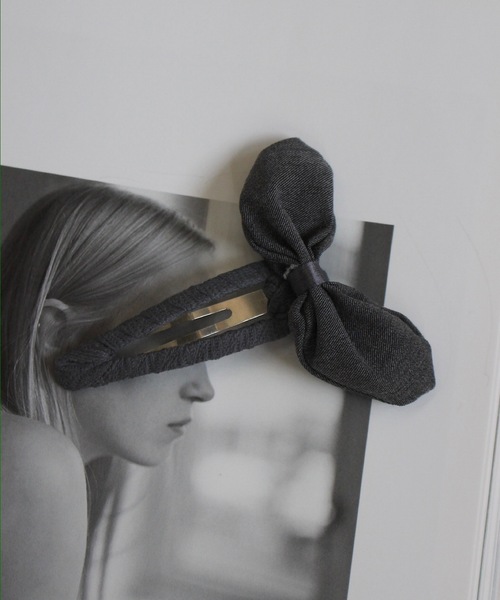 SANSeLF（サンセルフ）の「【SANSeLF】 ファブリックリボンヘアピン sana25s016（ヘアピン・レディース・グレー・FREE）」の2枚目の写真
