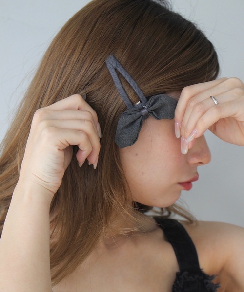 SANSeLF（サンセルフ）の「【SANSeLF】 ファブリックリボンヘアピン sana25s016（ヘアピン・レディース・グレー・FREE）」の6枚目の写真