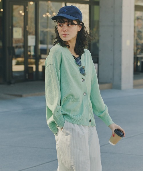 human woman（ヒューマンウーマン）の「◆【ウォッシャブル】ペーパーヤーンミドル丈カーディガン（カーディガン/ボレロ・レディース・ライトグリーン/ホワイト/パープル・MEDIUM）」の10枚目の写真