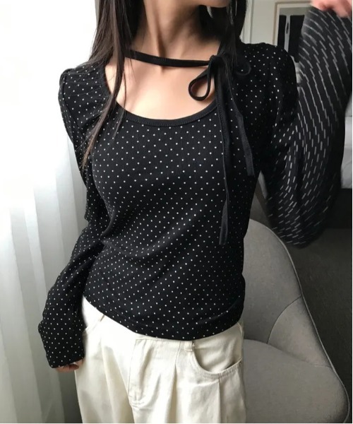 gossip!ロサンゼルス(ゴシップロサンゼルス)の「Y2K ドットロングスリーブTシャツ プルオーバー(Tシャツ/カットソー・レディース・オフホワイト/ブラック・FREE)」の6枚目の写真