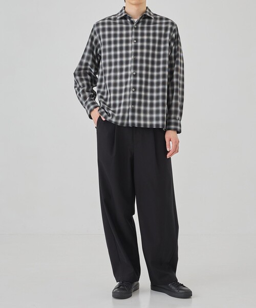 UNITED TOKYO(ユナイテッドトウキョウ)の「国産【尾州ウール】DRY WOOL シアーオンブレチェックシャツ |夏服|防臭|防シワ|通気性|インナー|レイヤード(シャツ/ブラウス・メンズ・ブラック/ブラウン・1/2)」の10枚目の写真