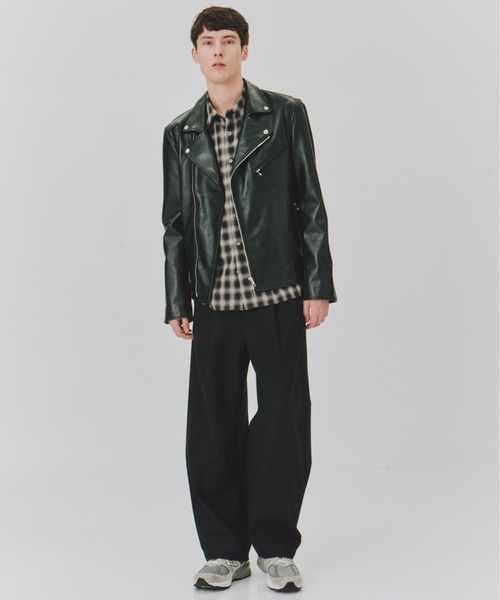 UNITED TOKYO(ユナイテッドトウキョウ)の「国産【尾州ウール】DRY WOOL シアーオンブレチェックシャツ |夏服|防臭|防シワ|通気性|インナー|レイヤード(シャツ/ブラウス・メンズ・ブラック/ブラウン・1/2)」の20枚目の写真