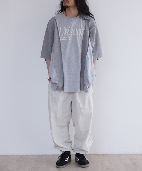 DISCOVERED(ディスカバード)の「DISCOVERED REMAKE LIKE CUTSEWN(Tシャツ/カットソー・メンズ・ホワイト/グレー/ブラック・1/3)」の7枚目の写真