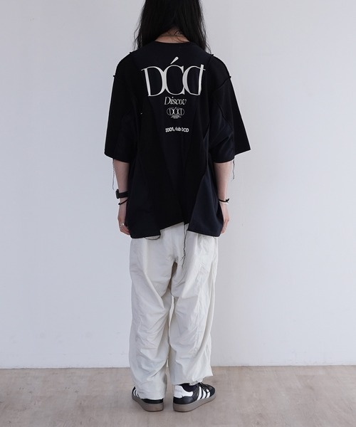 DISCOVERED(ディスカバード)の「DISCOVERED REMAKE LIKE CUTSEWN(Tシャツ/カットソー・メンズ・ホワイト/グレー/ブラック・1/3)」の12枚目の写真