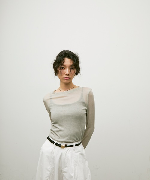 Lutim by u（ルチバイユー）の「Sheer rib loose cuff tops / シアーリブルーズカフスクルーネックトップス（Tシャツ/カットソー・レディース・クリーム/オフホワイト/ブラック/グレイッシュベージュ・FREE）」の20枚目の写真