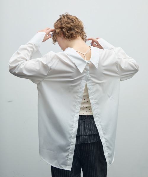 uyu.（ウユ）の「3wayビスチェレイヤードシャツ（シャツ/ブラウス・レディース・ブルー/ホワイト・FREE）」の2枚目の写真