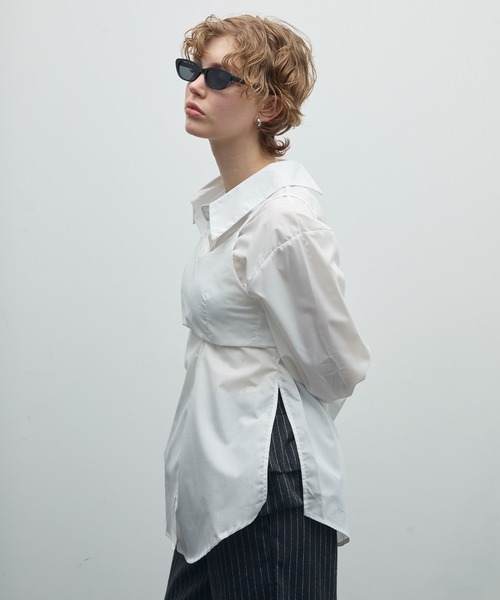 uyu.（ウユ）の「3wayビスチェレイヤードシャツ（シャツ/ブラウス・レディース・ブルー/ホワイト・FREE）」の5枚目の写真