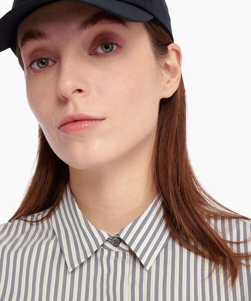 AIGLE(エーグル)の「吸水速乾 クールマックスストライプシャツ(シャツ/ブラウス・レディース・ダークブルー/パープル・34/40/38/36)」の9枚目の写真