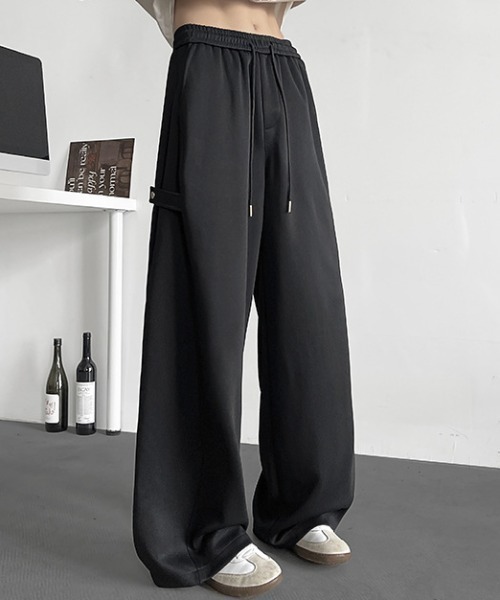 link lot(リンクロット)の「サイドスナップボタンワイドスウェットパンツ 変形パンツ ウエストゴム(スウェットパンツ・メンズ・グレー/ブラック・M/L)」の6枚目の写真