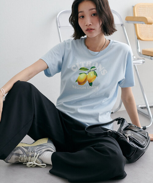 セール】【ユニセックス】レモングラフィックTシャツ《WEB限定
