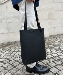 waku | WK-0101　waku　『KURO Series』 ひねり金具付きトート　※A4収納可(トートバッグ)