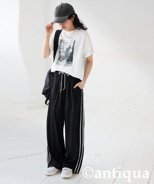 antiqua(アンティカ)の「サイドライントラックパンツ(その他パンツ・レディース・グレー/ブラック・MEDIUM/LARGE)」の5枚目の写真