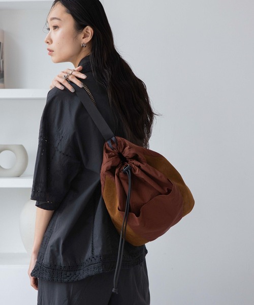 JEANASIS（ジーナシス）の「キリカエeasyボンサック/498737（ショルダーバッグ・レディース・ブラック/ブラウン・FREE）」の22枚目の写真