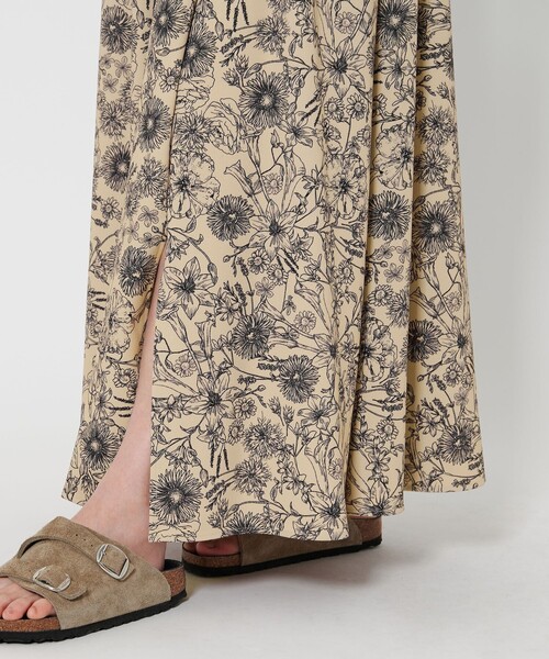 BEAUTY&YOUTH UNITED ARROWS（ビューティーアンドユースユナイテッドアローズ）の「【WEB限定/日比谷花壇コラボアイテム】フラワープリント ギャザーマキシスカート -ウォッシャブル-（スカート・レディース・ブラック/ベージュ/オフホワイト・FREE）」の19枚目の写真