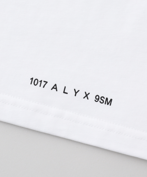 1017 ALYX 9SM（アリクス）の「1017 ALYX 9SM / テンセブンティーン アリクス ナインエスエム CIRCLE A TEE（Tシャツ/カットソー・メンズ・ブラック/ホワイト・MEDIUM/SMALL/X-SMALL）」の13枚目の写真