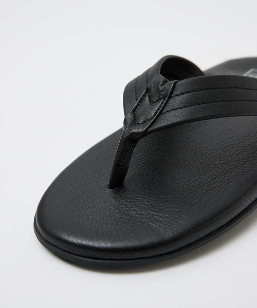 ISLAND SLIPPER(アイランドスリッパ)の「【ISLAND SLIPPER / アイランドスリッパ】スムースレザー トングサンダル / PT202 PB202(サンダル・メンズ・ベージュ/ブラック・8/9/10)」の10枚目の写真