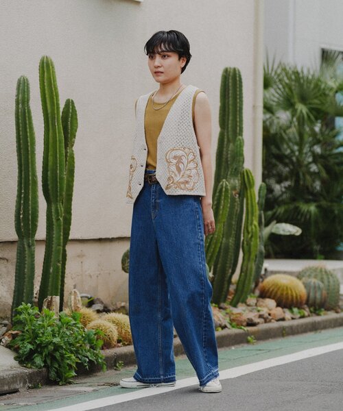 CIAOPANIC TYPY(チャオパニックティピー)の「aguniパッチワーク刺繍ベスト(ベスト・レディース・ベージュ/ブラウン・ONE SIZE)」の22枚目の写真