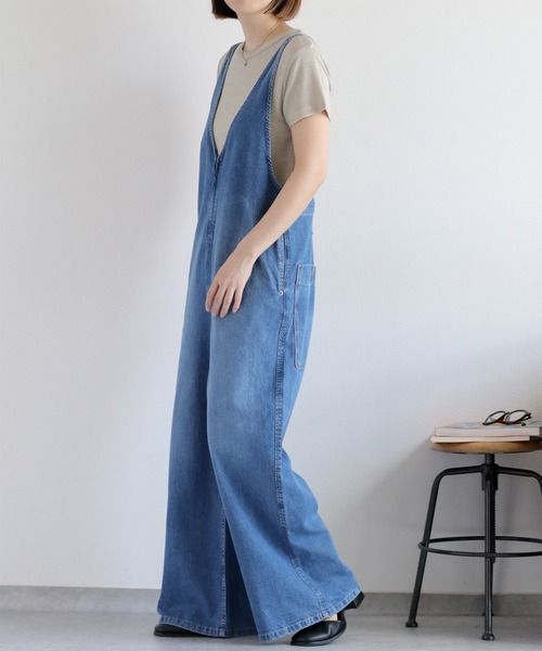 cepo（セポ）の「暑い夏を乗りきる、快適デニム〈接触冷感 / UVカット〉ICE リネンデニムサロペット（サロペット/オーバーオール・レディース・ブルー系3/ブルー系2・M/L）」の5枚目の写真