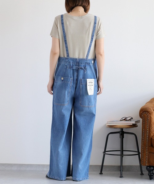 cepo（セポ）の「暑い夏を乗りきる、快適デニム〈接触冷感 / UVカット〉ICE リネンデニムサロペット（サロペット/オーバーオール・レディース・ブルー系3/ブルー系2・M/L）」の7枚目の写真