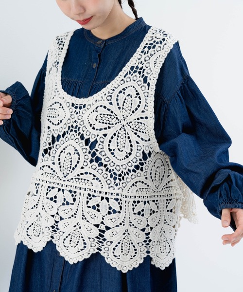 refinedworks（リファインドワークス）の「【refinedworks】レース 素材が特徴的な タンクトップ！（タンクトップ・レディース・ブラック/ホワイト/オレンジ/ブラウン・FREE）」の2枚目の写真