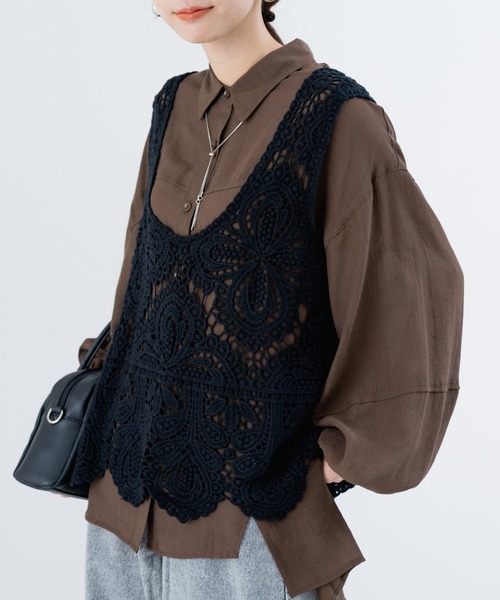 refinedworks（リファインドワークス）の「【refinedworks】レース 素材が特徴的な タンクトップ！（タンクトップ・レディース・ブラック/ホワイト/オレンジ/ブラウン・FREE）」の3枚目の写真