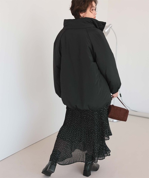 titivate（ティティベイト）の「スタンドカラー中綿ブルゾン（ブルゾン・レディース・アイボリー/ブラック・FREE）」の8枚目の写真