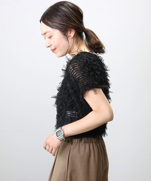 Aletta vita(アレッタビータ)の「チュールシャーリングプルオーバー(Tシャツ/カットソー・レディース・ブラック/オフホワイト・M)」の6枚目の写真