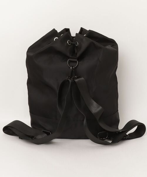 Vini（ヴィニ）の「巾着 ナイロン リュック（バックパック/リュック・レディース・ブラック・FREE）」の4枚目の写真