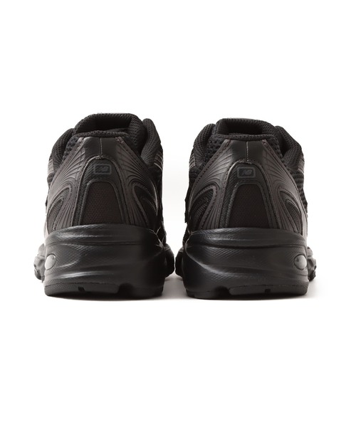 NEW BALANCE(ニューバランス)の「New Balance U740BO2 / ニューバランス U740BO2(スニーカー・メンズ・ブラック・26.5cm/26.0cm/25.5cm/25.0cm/24.5cm/24.0cm/23.5cm/28.5cm/28.0cm/27.5cm/27.0cm/23.0cm)」の3枚目の写真