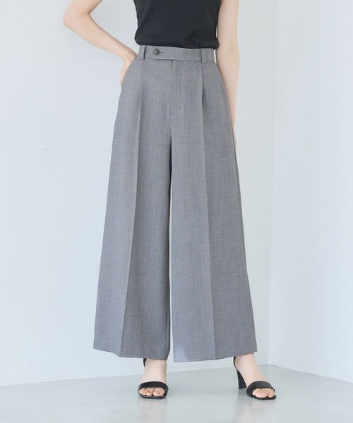 Andemiu（アンデミュウ）の「ライトセンタープレスワイドパンツ577640（スラックス・レディース・チャコールグレー/ライトベージュ・SMALL/MEDIUM）」の2枚目の写真