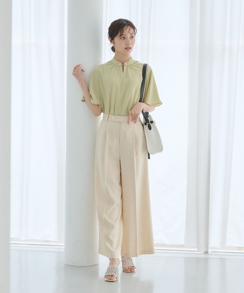 Andemiu（アンデミュウ）の「ライトセンタープレスワイドパンツ577640（スラックス・レディース・チャコールグレー/ライトベージュ・SMALL/MEDIUM）」の4枚目の写真